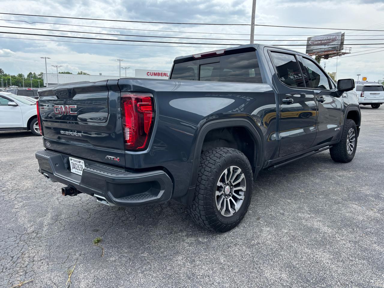 GMC Sierra 1500 4WD Crew Cab 147" AT4 2021