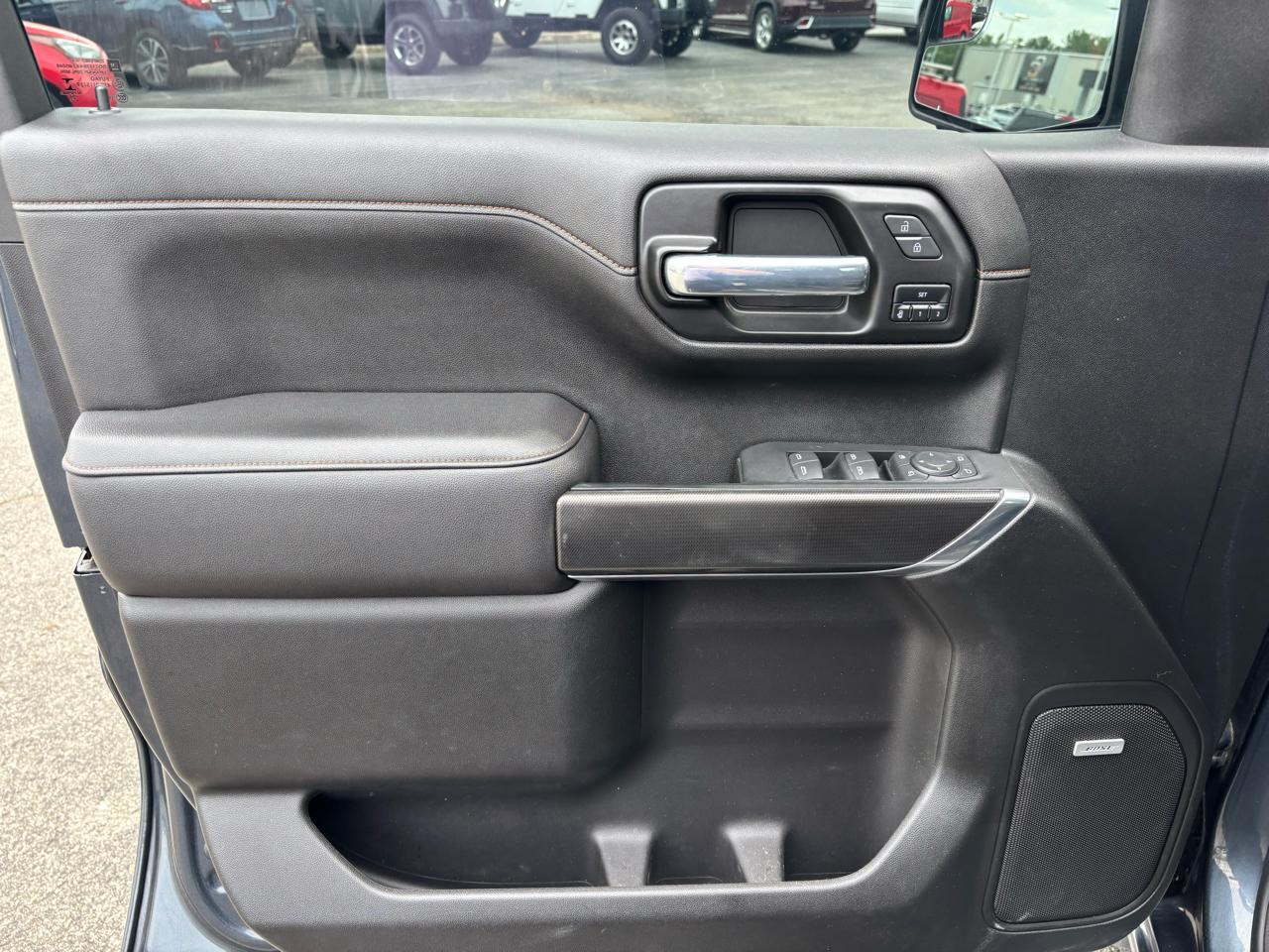 GMC Sierra 1500 4WD Crew Cab 147" AT4 2021