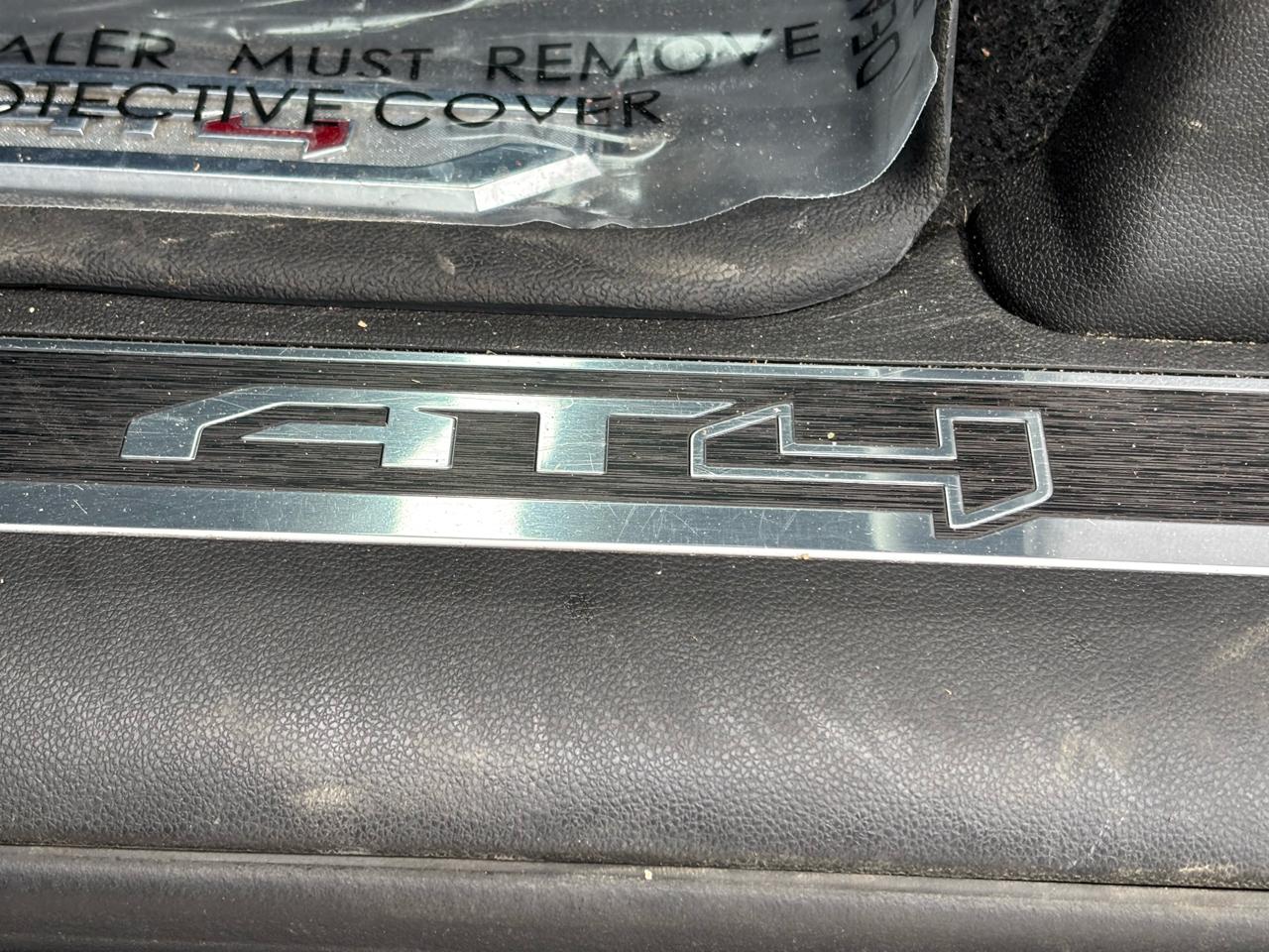 GMC Sierra 1500 4WD Crew Cab 147" AT4 2021