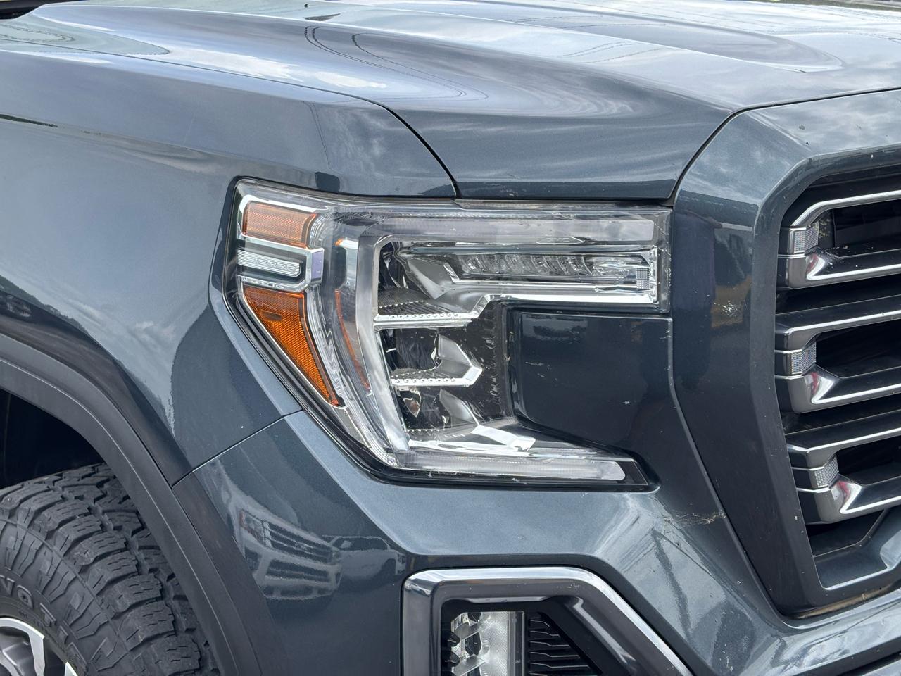 GMC Sierra 1500 4WD Crew Cab 147" AT4 2021