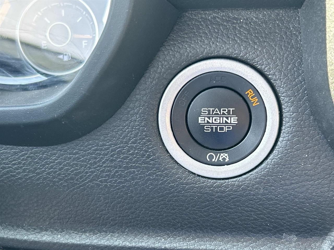 RAM 1500 Tradesman 4x2 Quad Cab 6'4" Box 2022