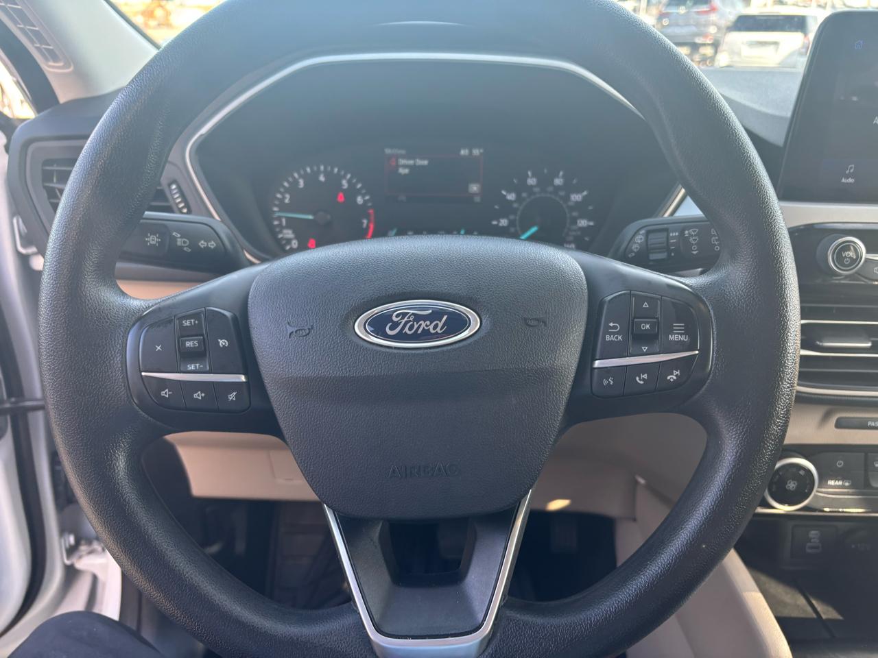 Ford Escape SE FWD 2022