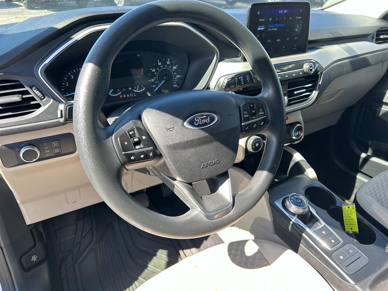Ford Escape SE FWD 2022