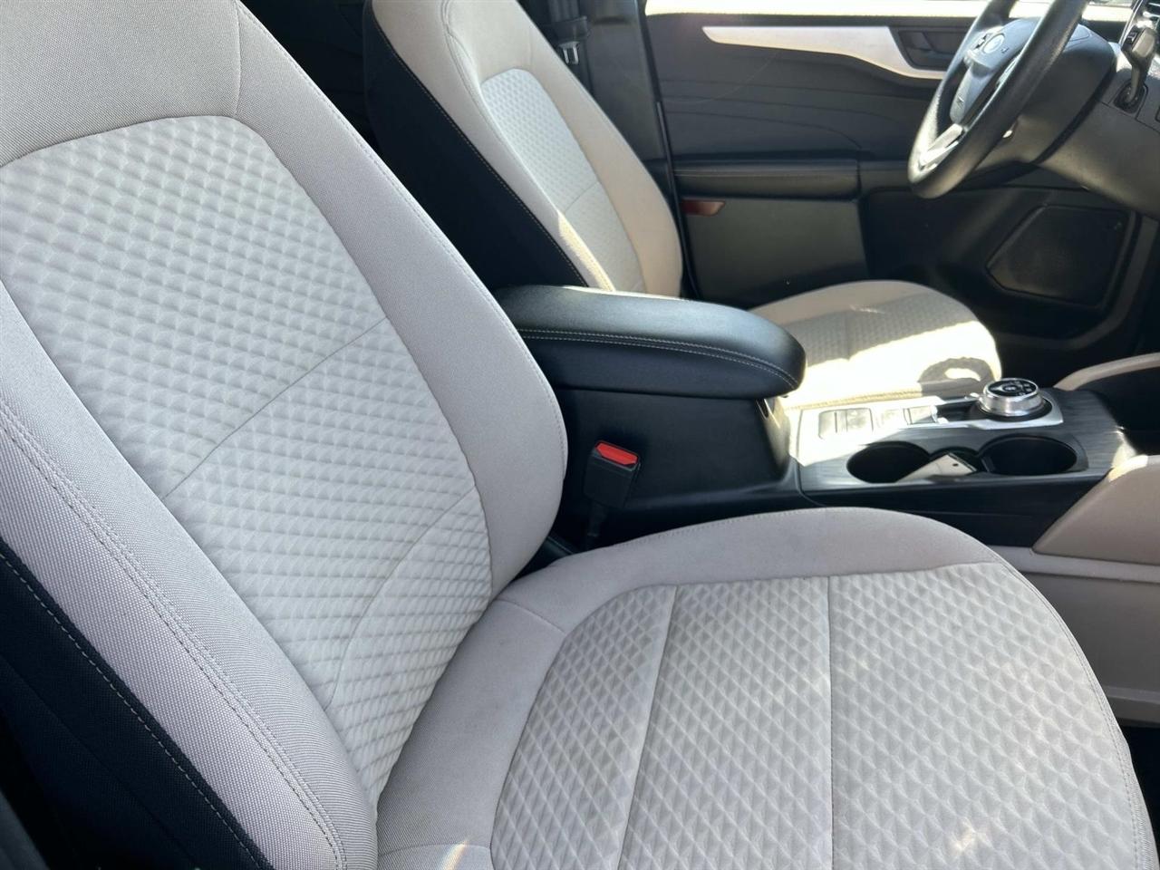 Ford Escape SE FWD 2022