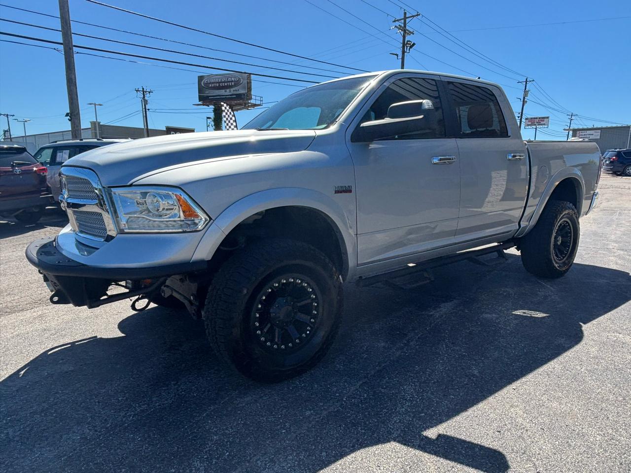 RAM 1500 4WD Crew Cab 140.5" Laramie Longhorn Edition 2013