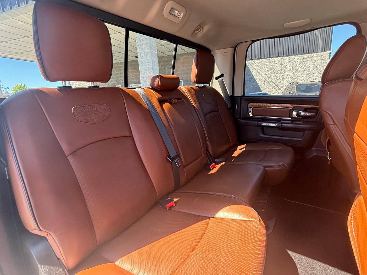 RAM 1500 4WD Crew Cab 140.5" Laramie Longhorn Edition 2013