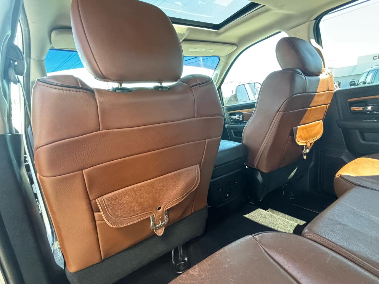 RAM 1500 4WD Crew Cab 140.5" Laramie Longhorn Edition 2013