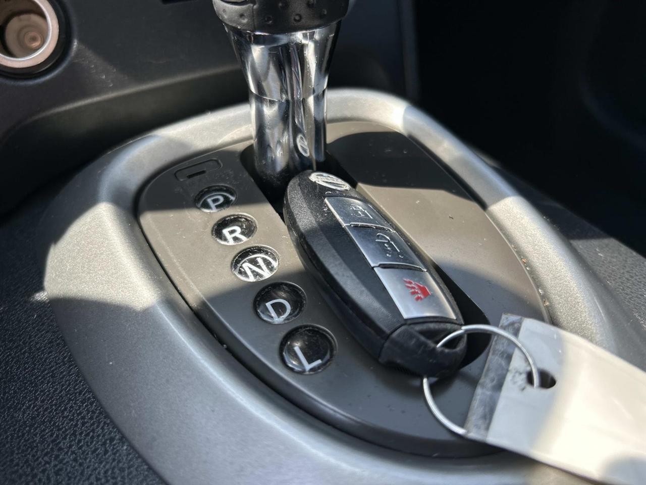 Nissan Rogue FWD 4dr SV 2012