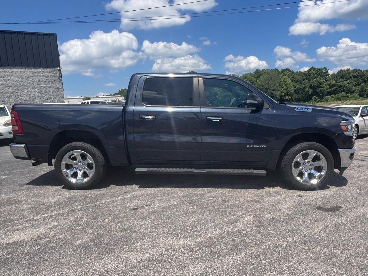 RAM 1500 Big Horn/Lone Star 4x4 Crew Cab 5'7" Box 2019