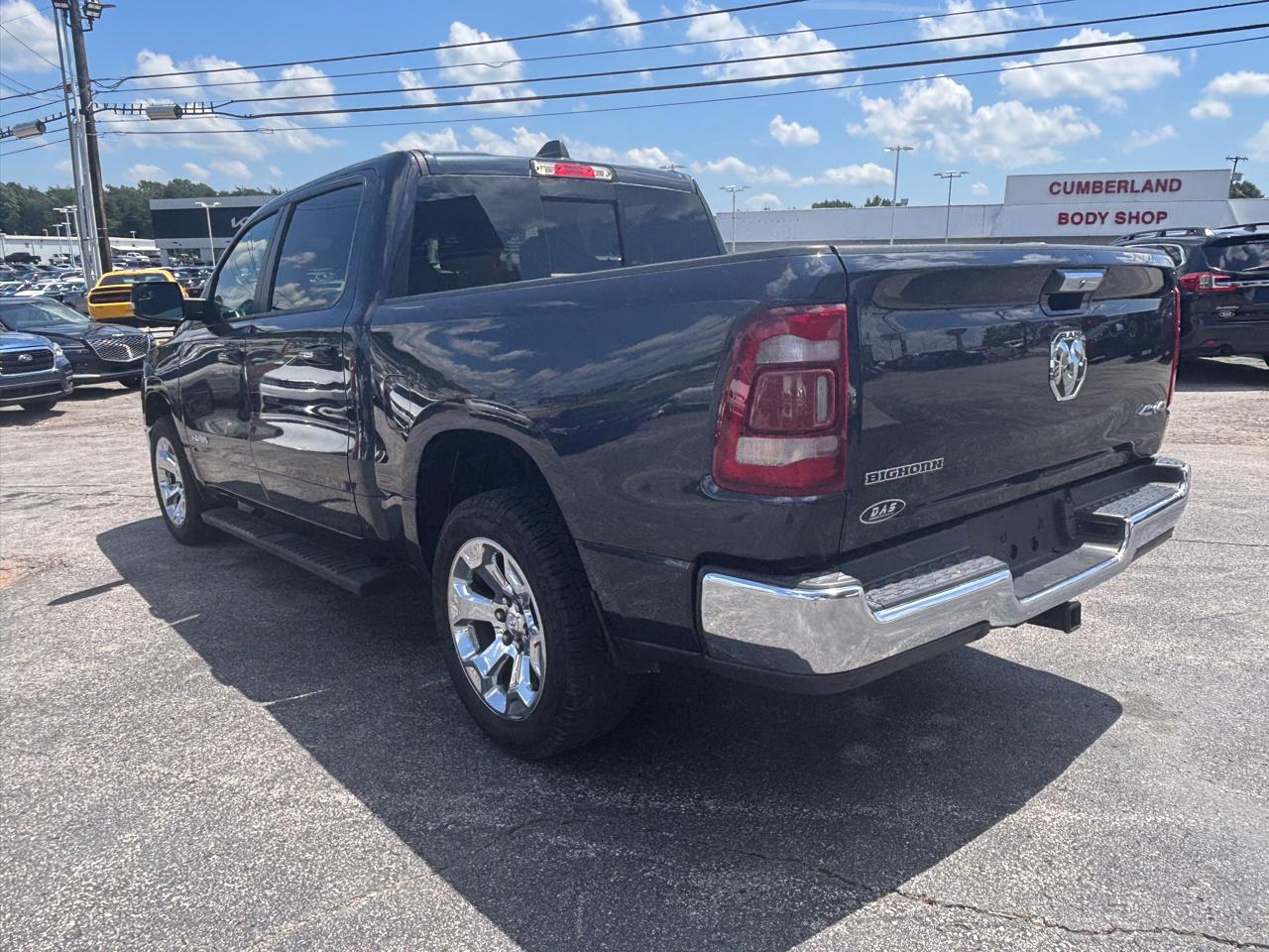 RAM 1500 Big Horn/Lone Star 4x4 Crew Cab 5'7" Box 2019