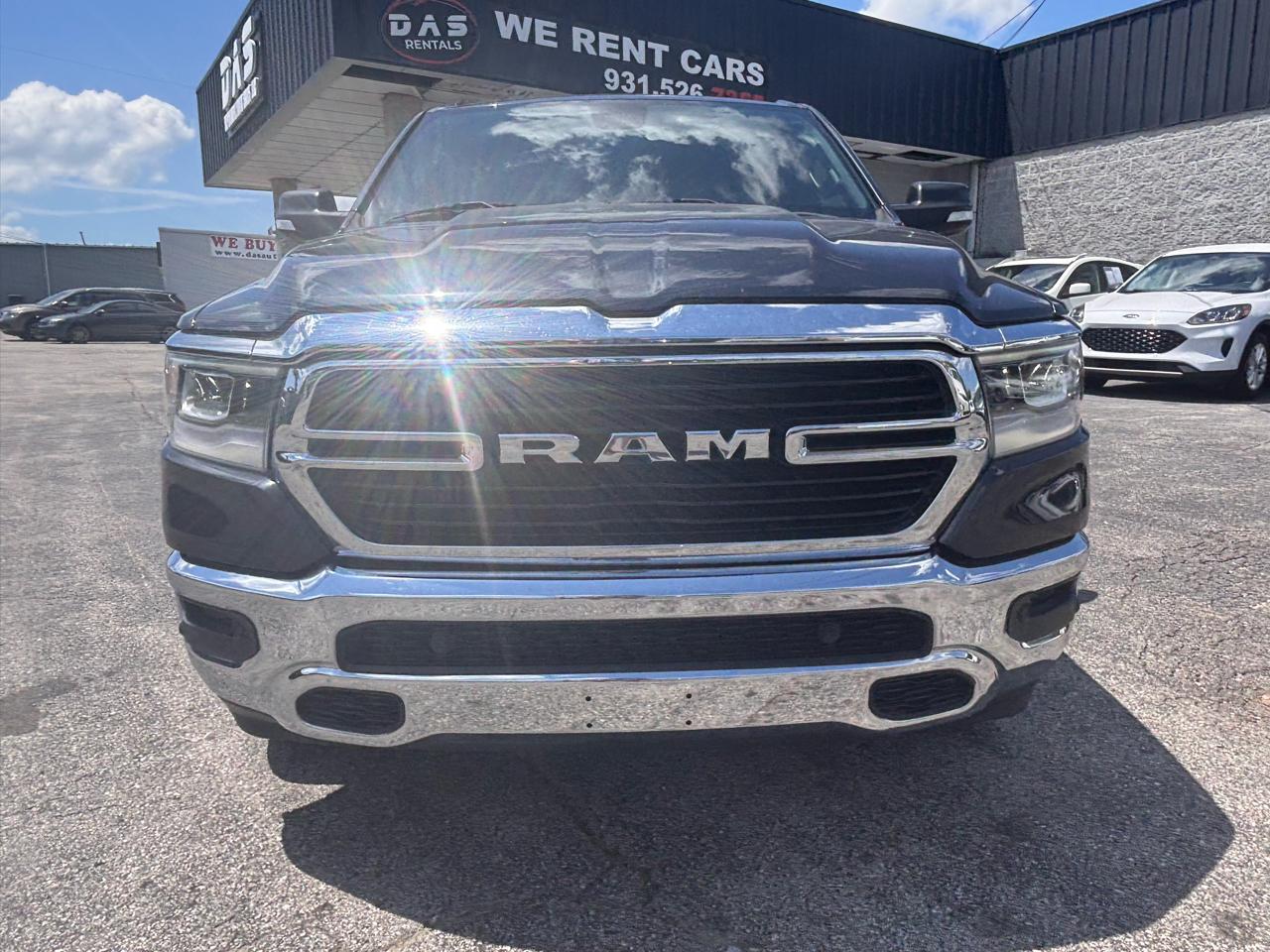 RAM 1500 Big Horn/Lone Star 4x4 Crew Cab 5'7" Box 2019