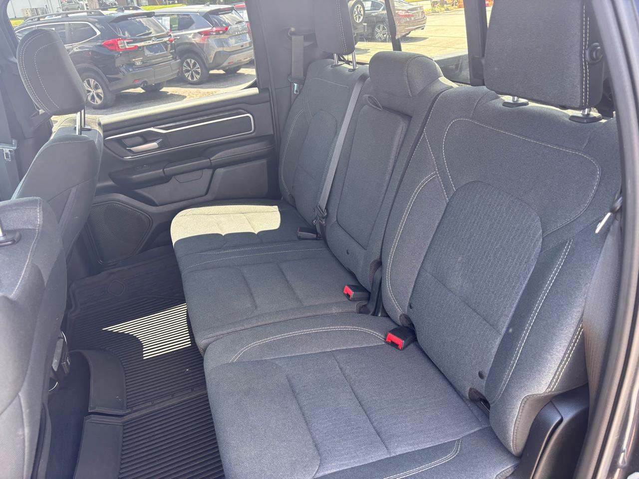 RAM 1500 Big Horn/Lone Star 4x4 Crew Cab 5'7" Box 2019