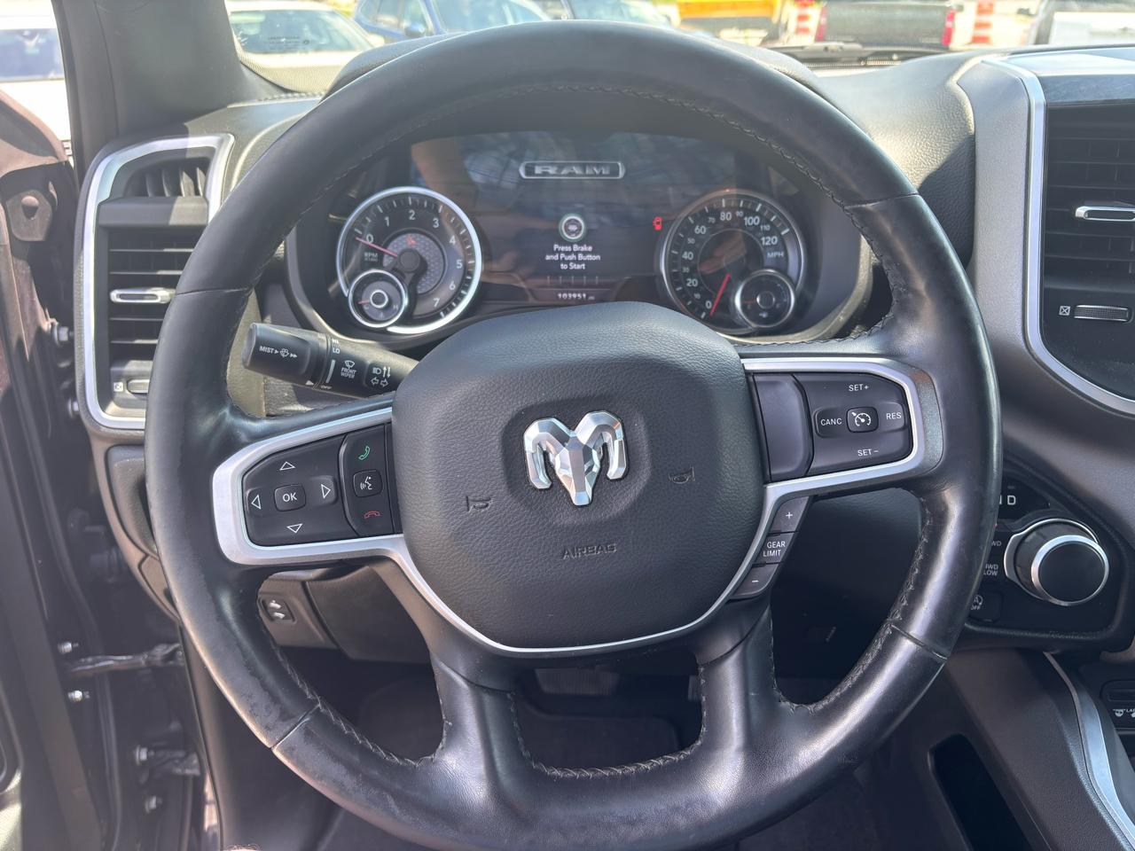 RAM 1500 Big Horn/Lone Star 4x4 Crew Cab 5'7" Box 2019