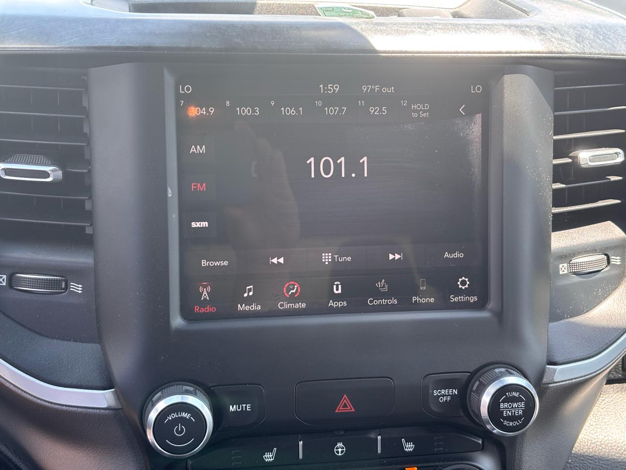 RAM 1500 Big Horn/Lone Star 4x4 Crew Cab 5'7" Box 2019