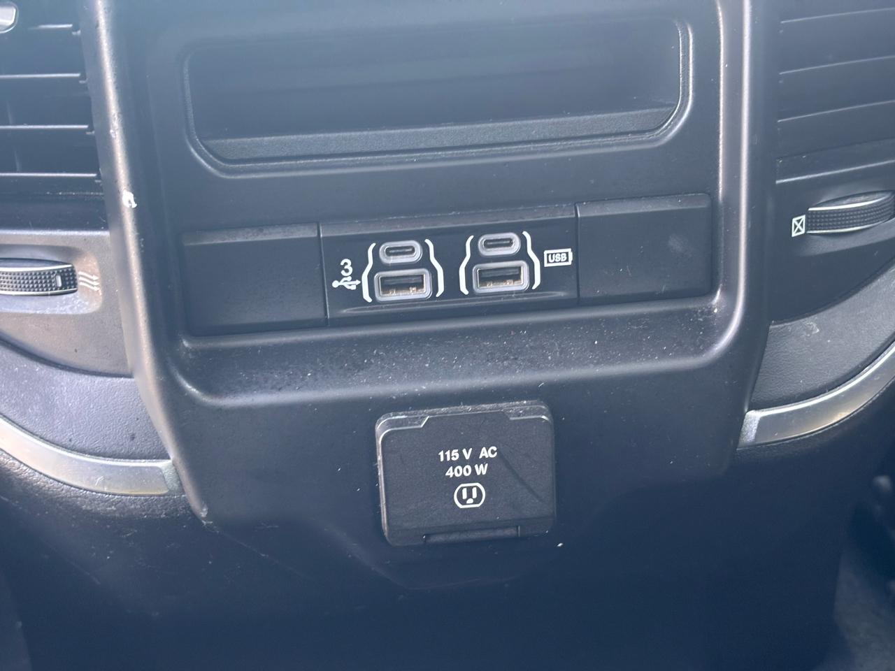 RAM 1500 Big Horn/Lone Star 4x4 Crew Cab 5'7" Box 2019