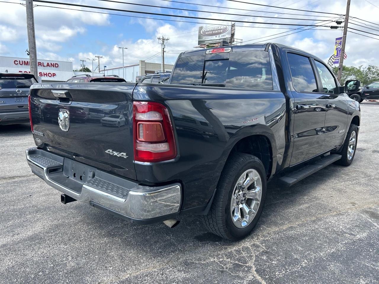 RAM 1500 Big Horn/Lone Star 4x4 Crew Cab 5'7" Box 2019