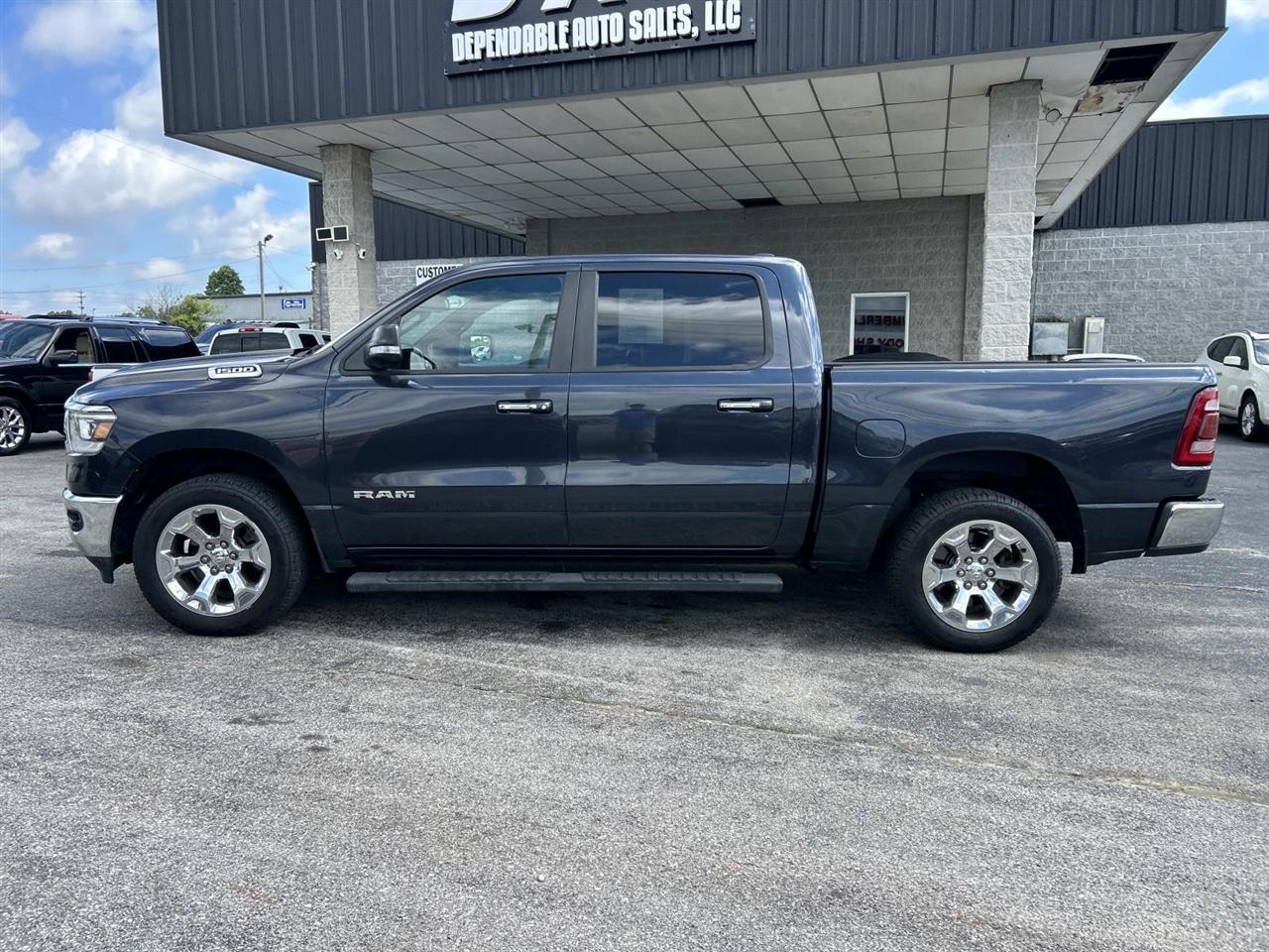 RAM 1500 Big Horn/Lone Star 4x4 Crew Cab 5'7" Box 2019