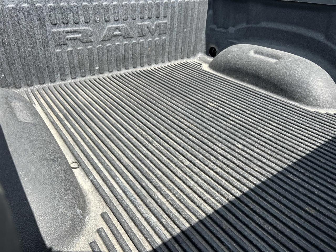 RAM 1500 Big Horn/Lone Star 4x4 Crew Cab 5'7" Box 2019
