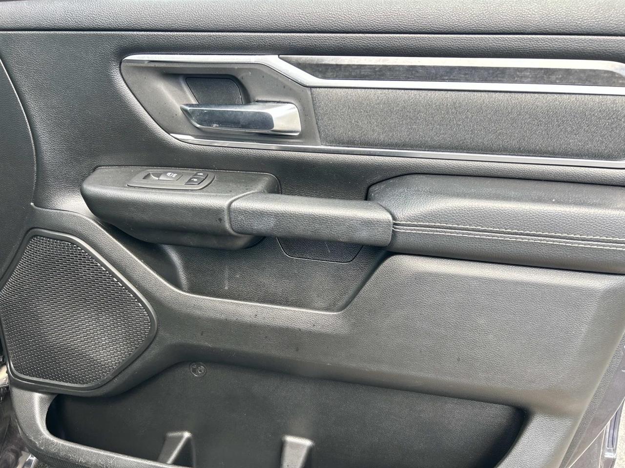 RAM 1500 Big Horn/Lone Star 4x4 Crew Cab 5'7" Box 2019