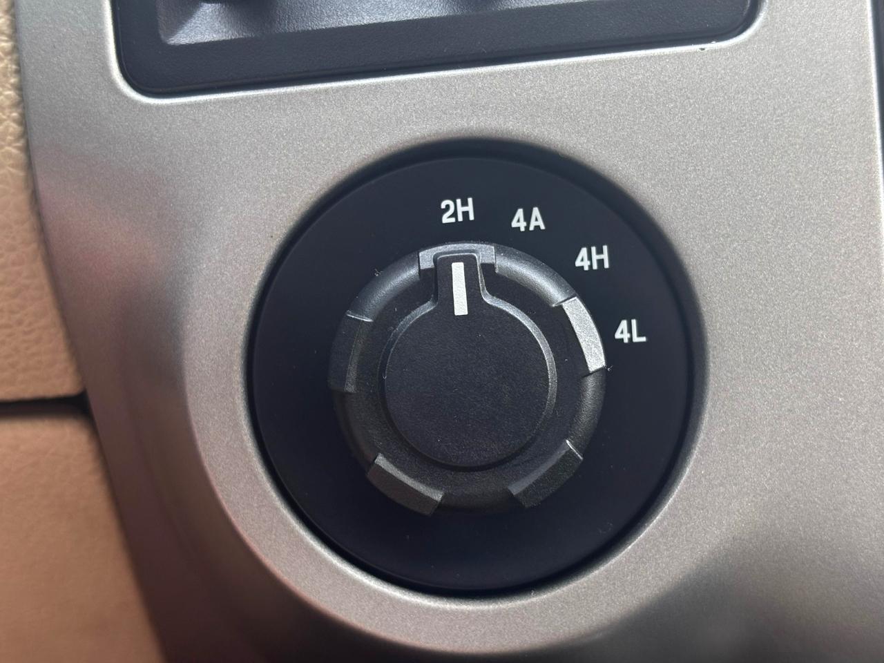Ford Expedition 4WD 4dr Limited 2016