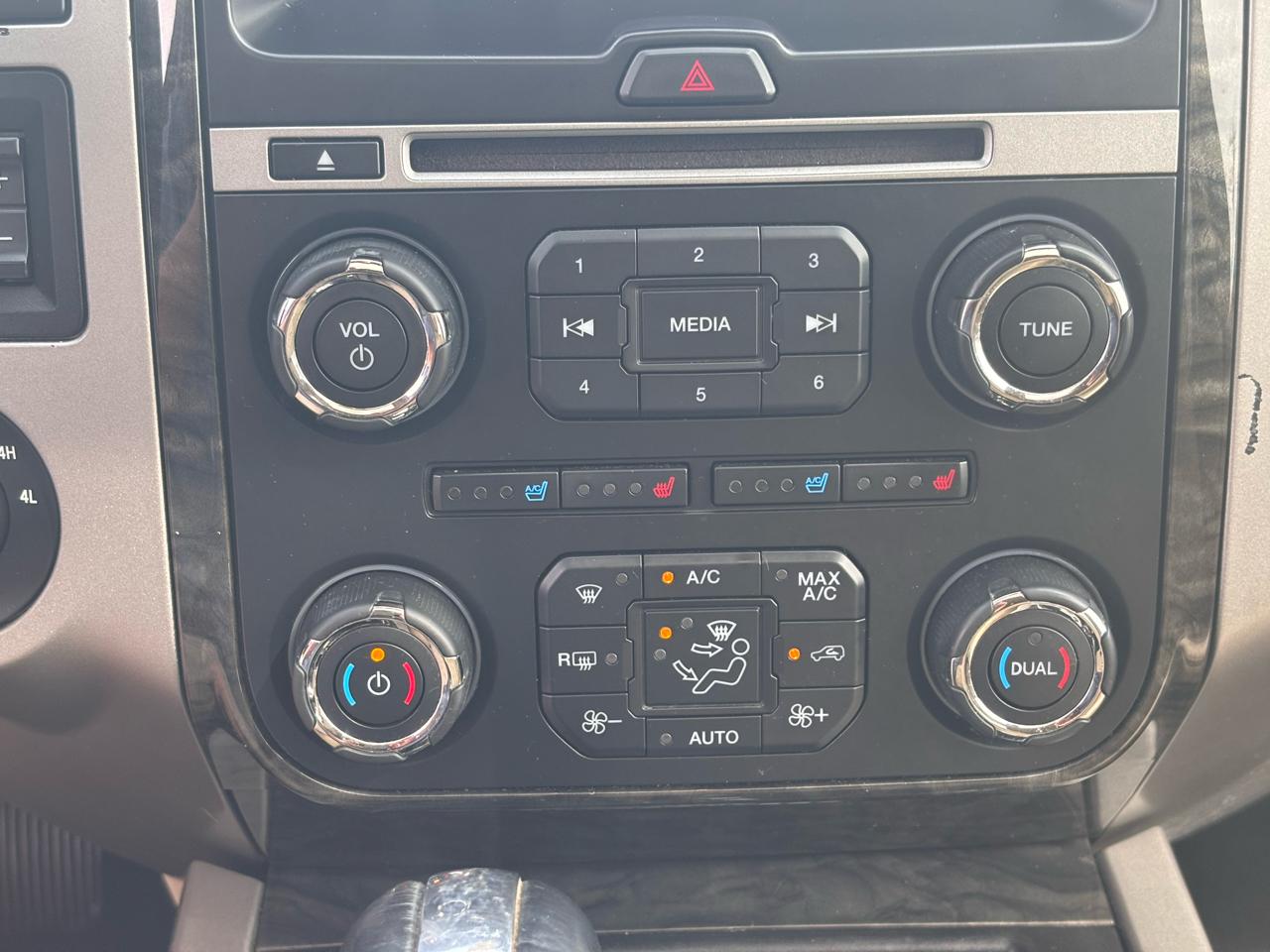 Ford Expedition 4WD 4dr Limited 2016