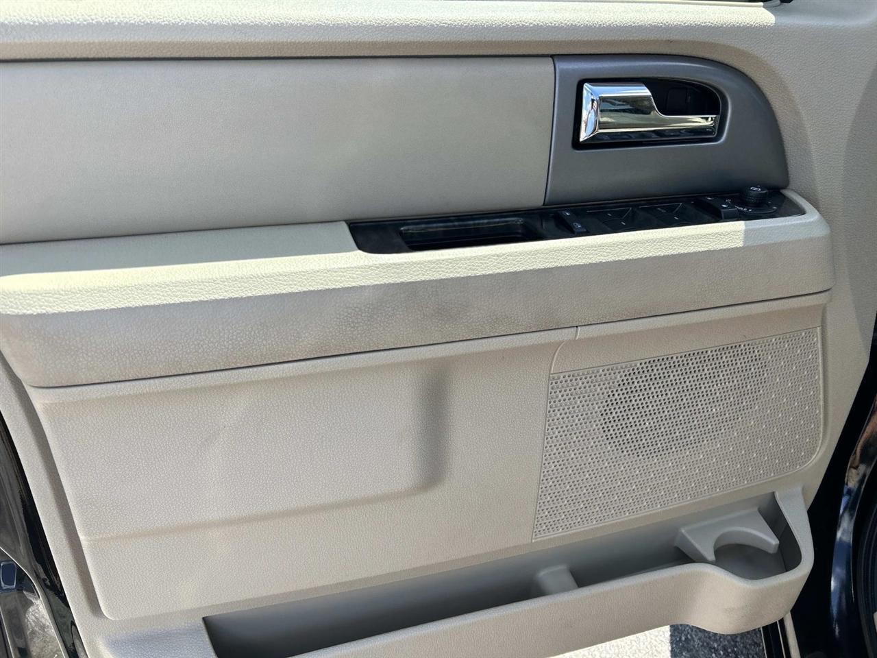 Ford Expedition 4WD 4dr Limited 2016