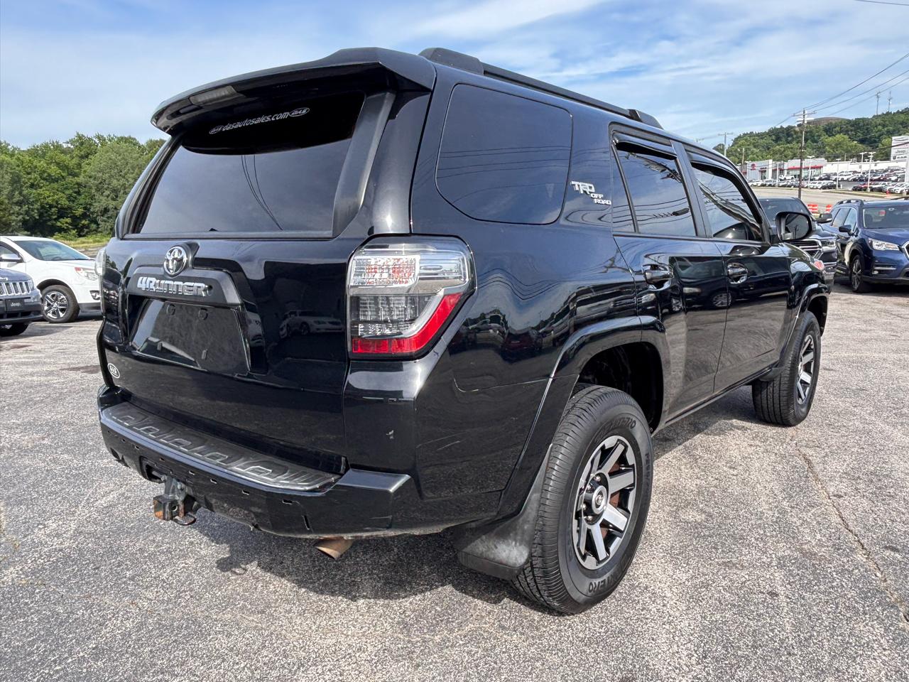Toyota 4Runner TRD Off Road Premium 4WD (Natl) 2020