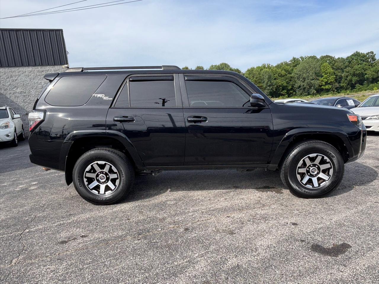 Toyota 4Runner TRD Off Road Premium 4WD (Natl) 2020