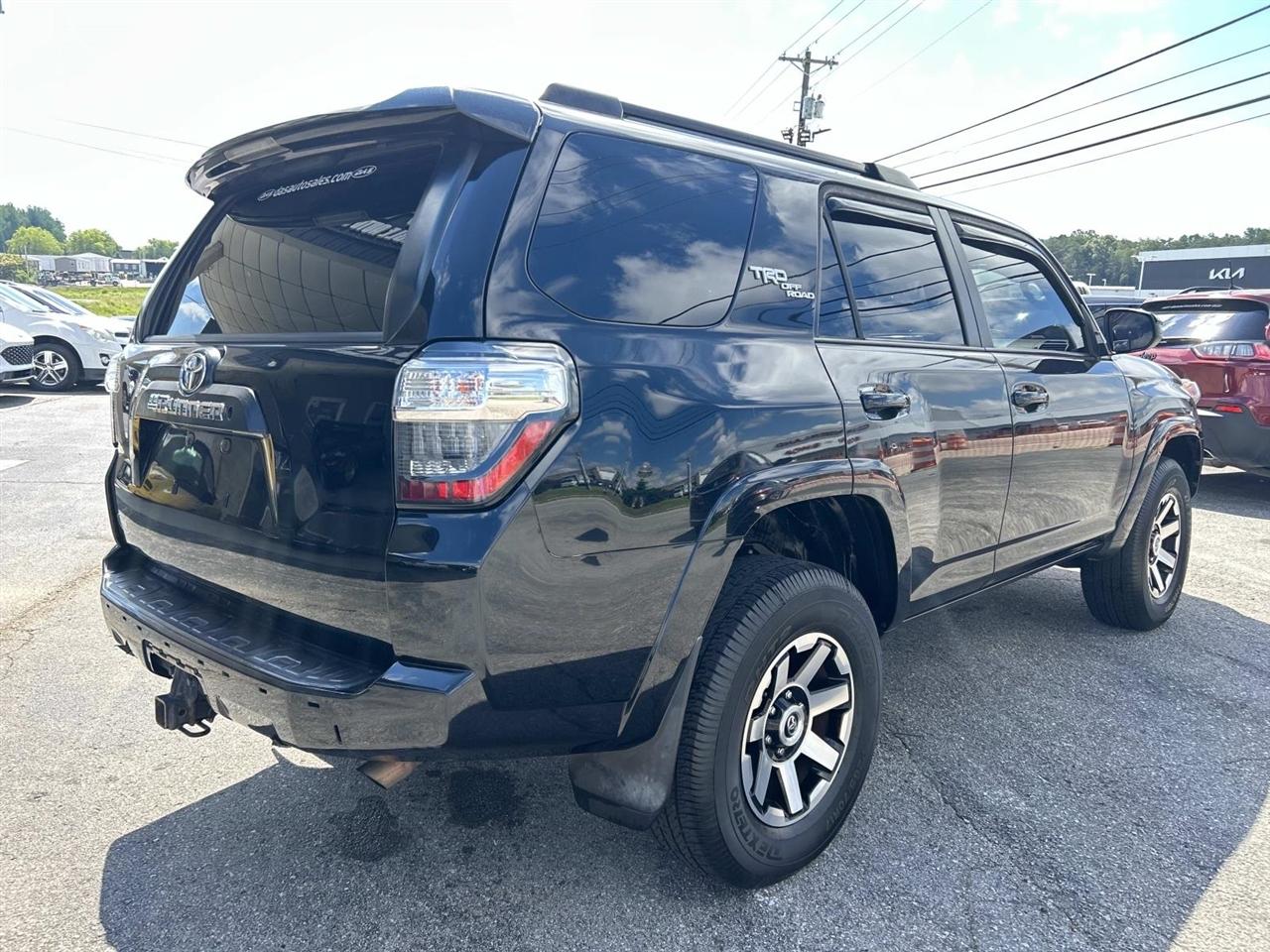 Toyota 4Runner TRD Off Road Premium 4WD (Natl) 2020