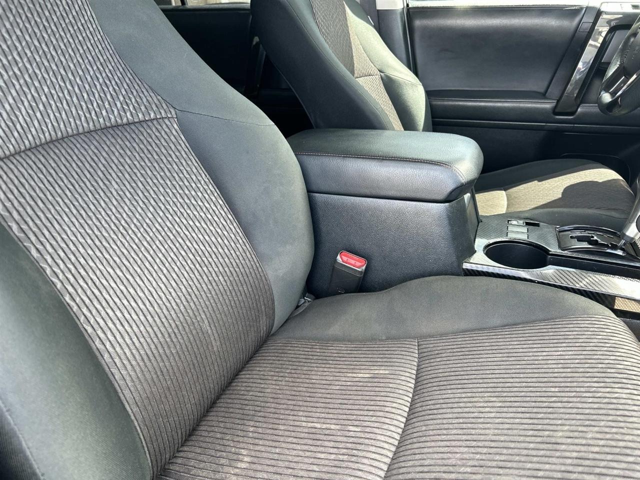 Toyota 4Runner TRD Off Road Premium 4WD (Natl) 2020
