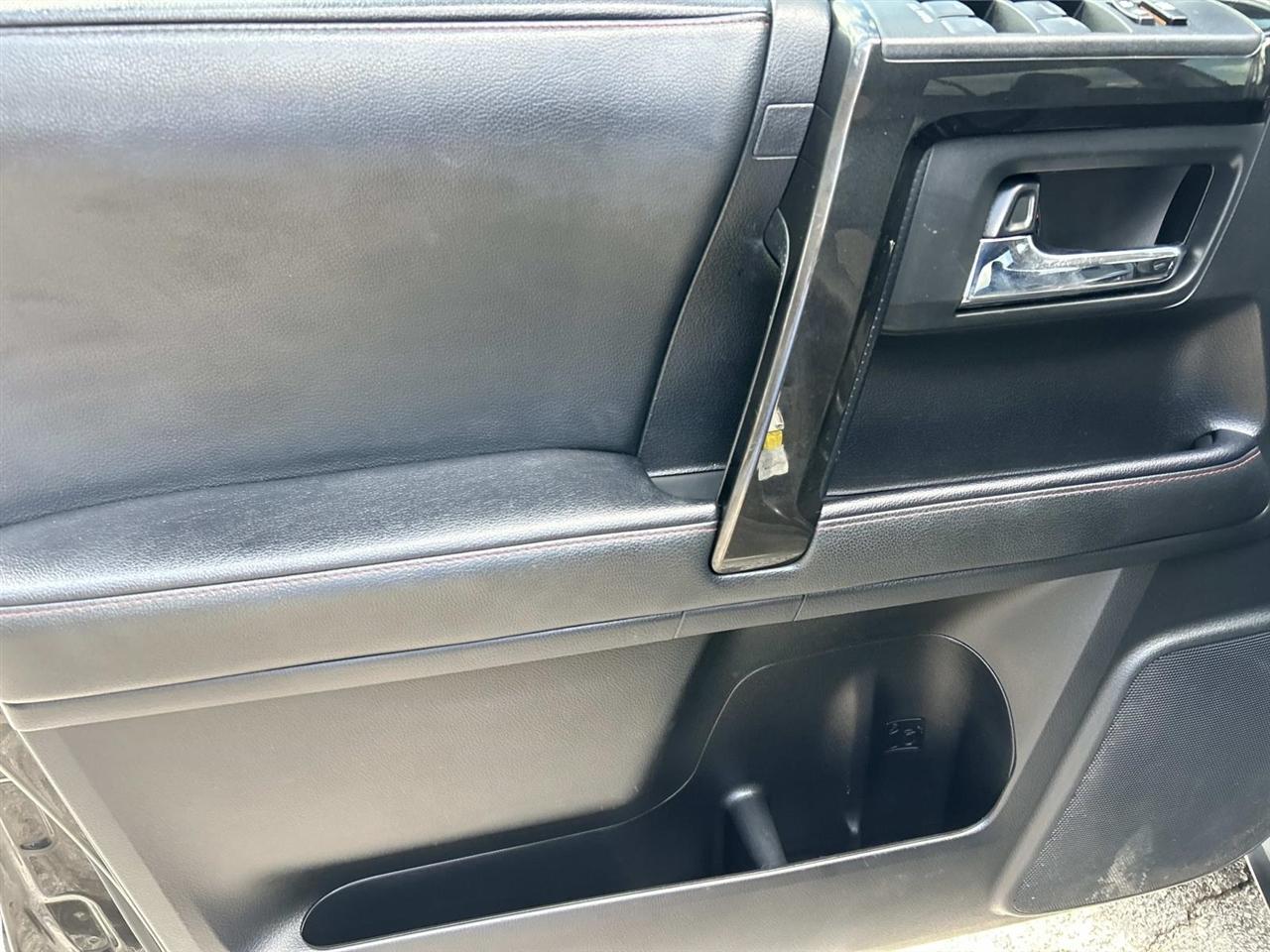 Toyota 4Runner TRD Off Road Premium 4WD (Natl) 2020