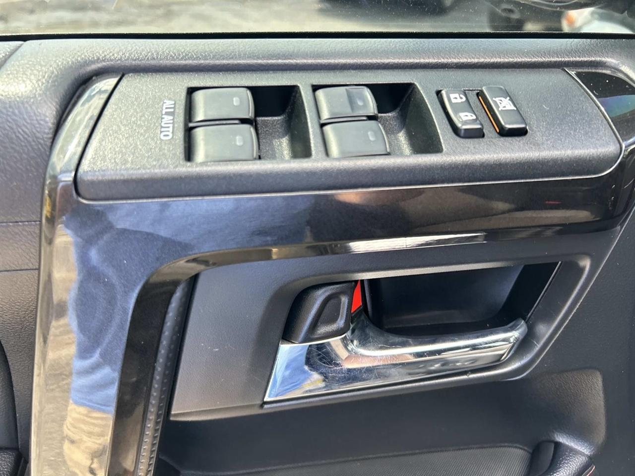 Toyota 4Runner TRD Off Road Premium 4WD (Natl) 2020