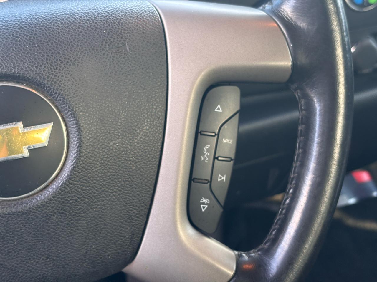 Chevrolet Silverado 1500 4WD Crew Cab 143.5" LT 2012