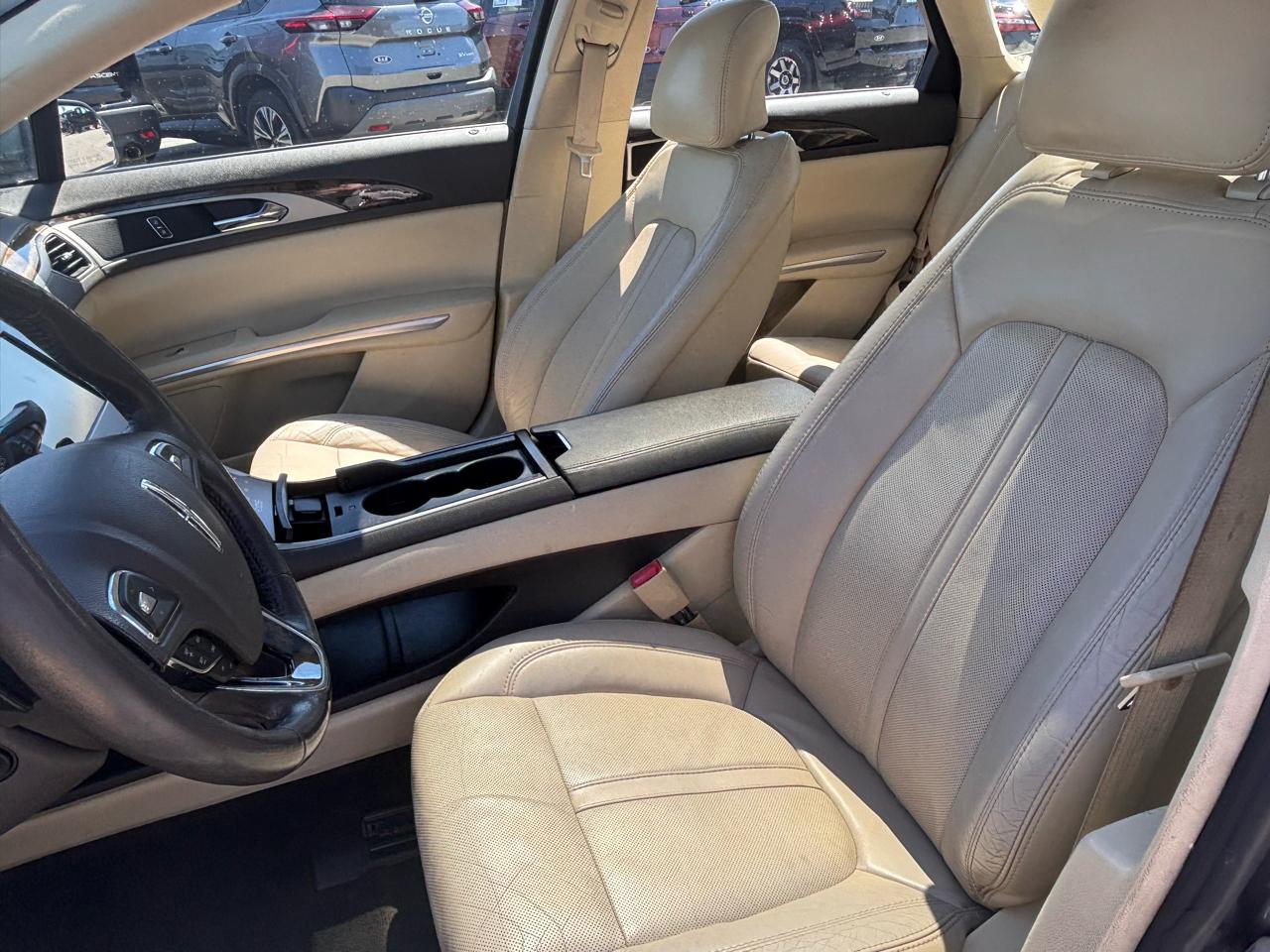 Lincoln MKZ 4dr Sdn FWD 2014