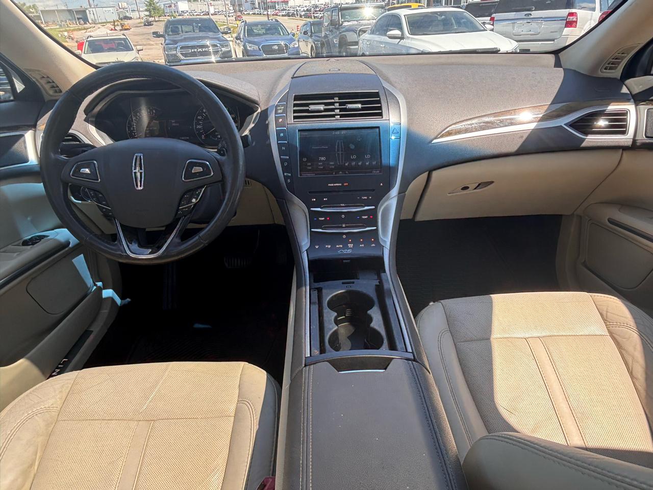 Lincoln MKZ 4dr Sdn FWD 2014