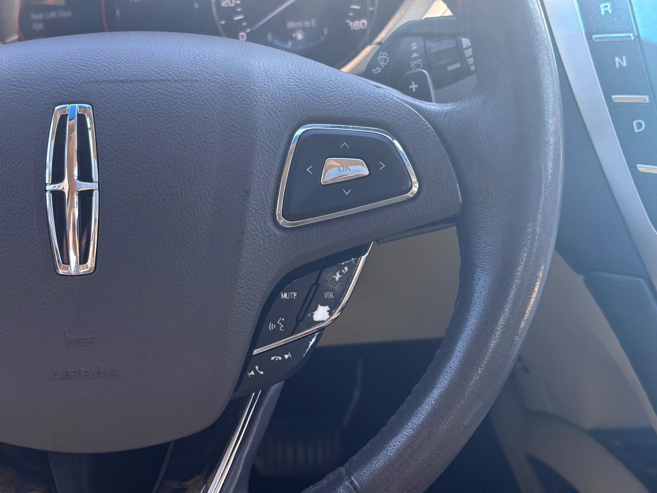 Lincoln MKZ 4dr Sdn FWD 2014