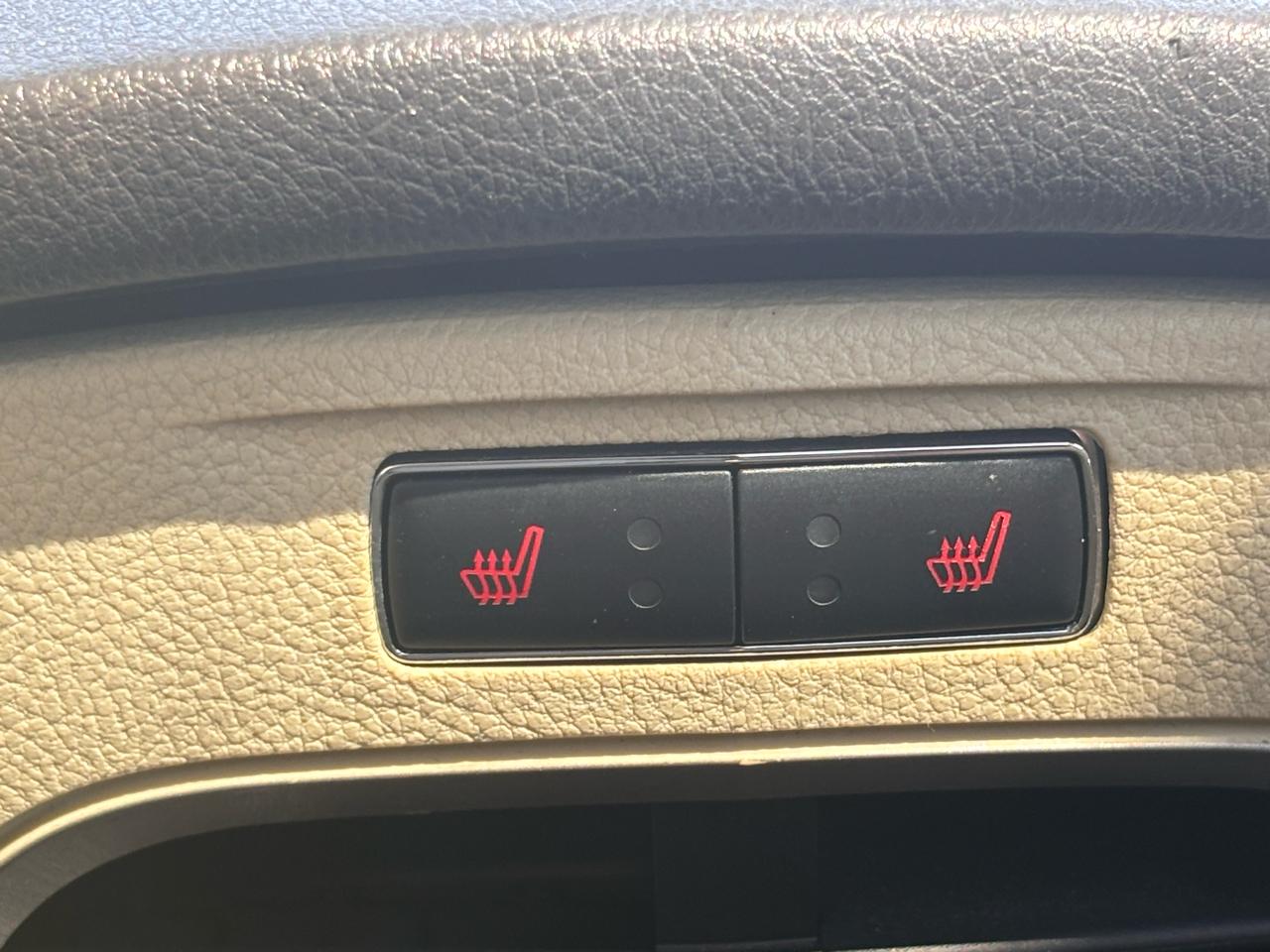 Lincoln MKZ 4dr Sdn FWD 2014