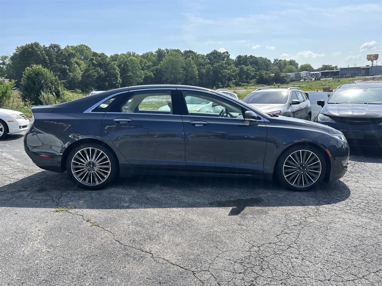 Lincoln MKZ 4dr Sdn FWD 2014