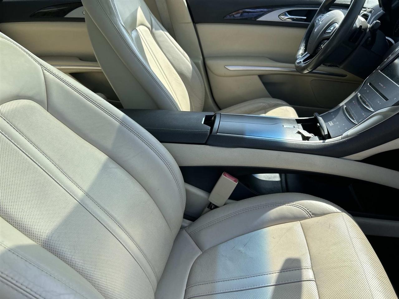 Lincoln MKZ 4dr Sdn FWD 2014