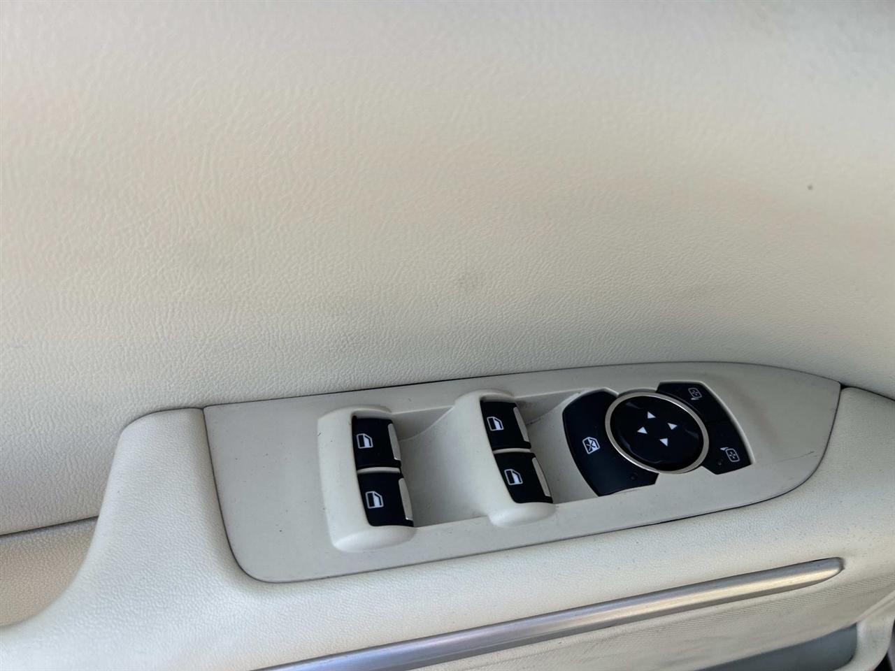 Lincoln MKZ 4dr Sdn FWD 2014