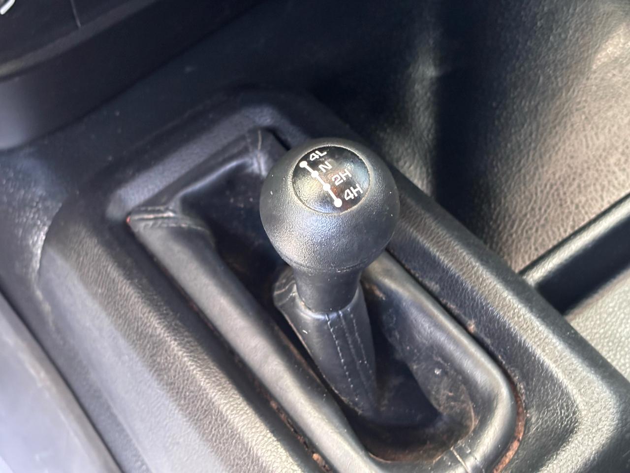 RAM 2500 Tradesman 4x4 Reg Cab 8' Box 2022