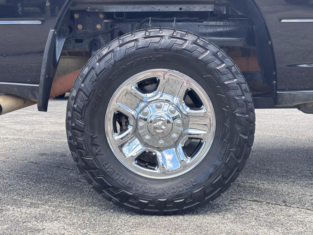RAM 2500 Tradesman 4x4 Reg Cab 8' Box 2022