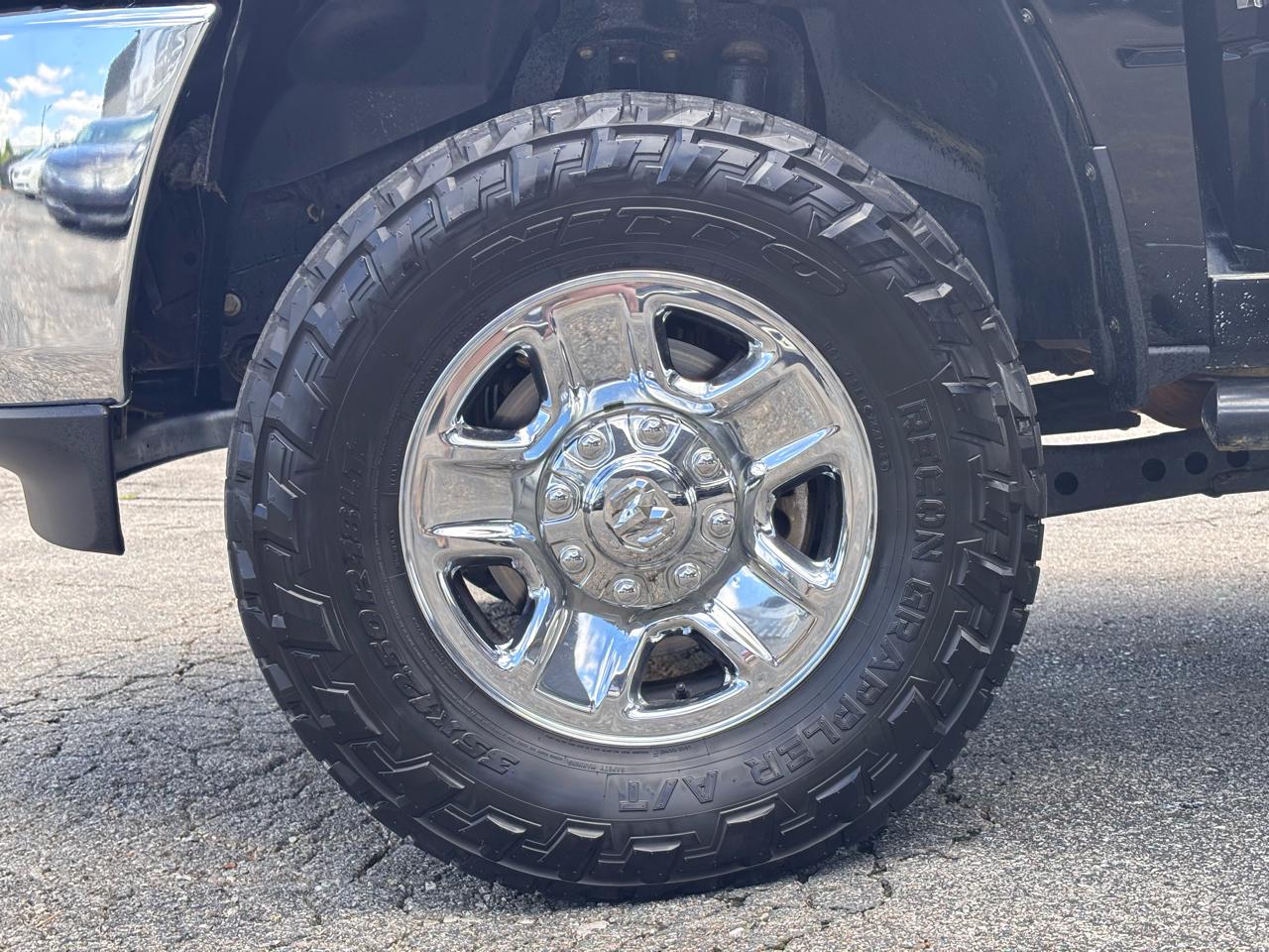 RAM 2500 Tradesman 4x4 Reg Cab 8' Box 2022