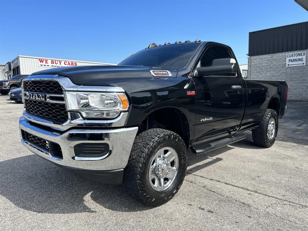 RAM 2500 Tradesman 4x4 Reg Cab 8' Box 2022
