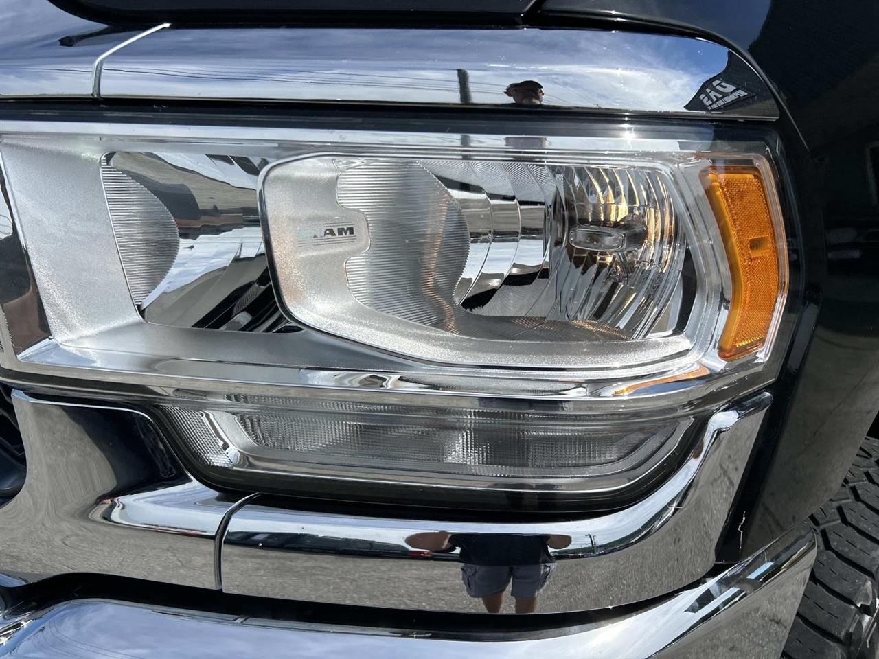 RAM 2500 Tradesman 4x4 Reg Cab 8' Box 2022