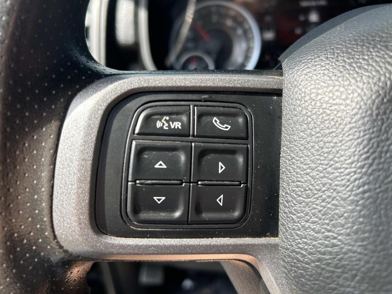 RAM 2500 Tradesman 4x4 Reg Cab 8' Box 2022