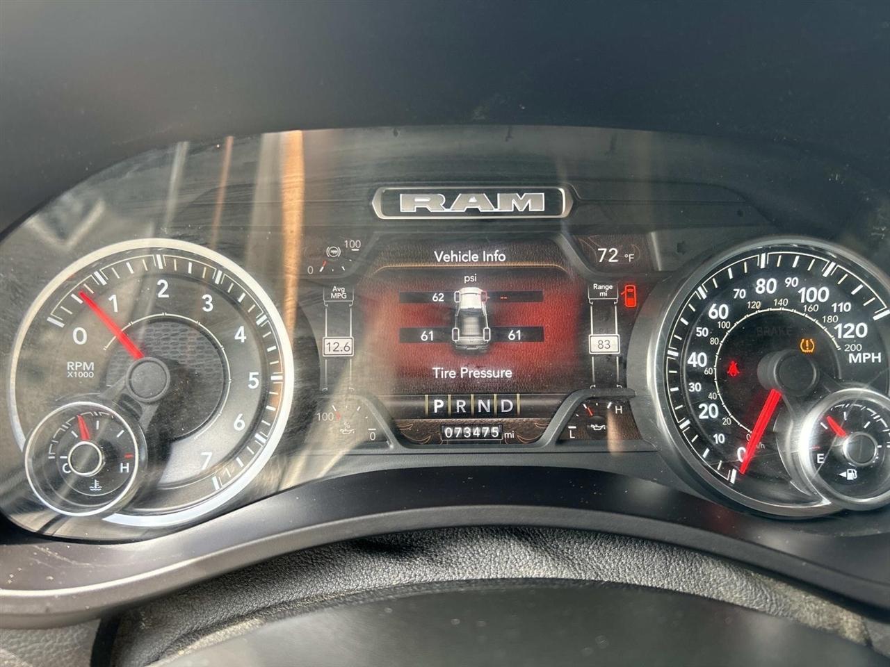 RAM 2500 Tradesman 4x4 Reg Cab 8' Box 2022