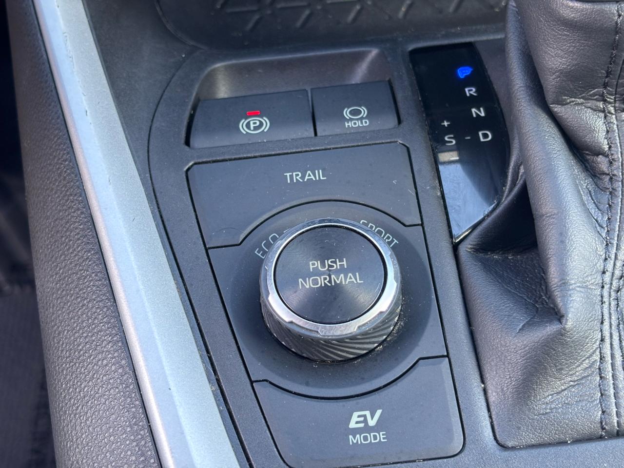 Toyota RAV4  2022