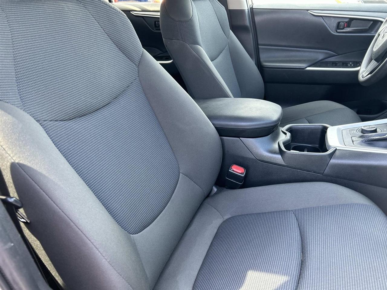 Toyota RAV4  2022