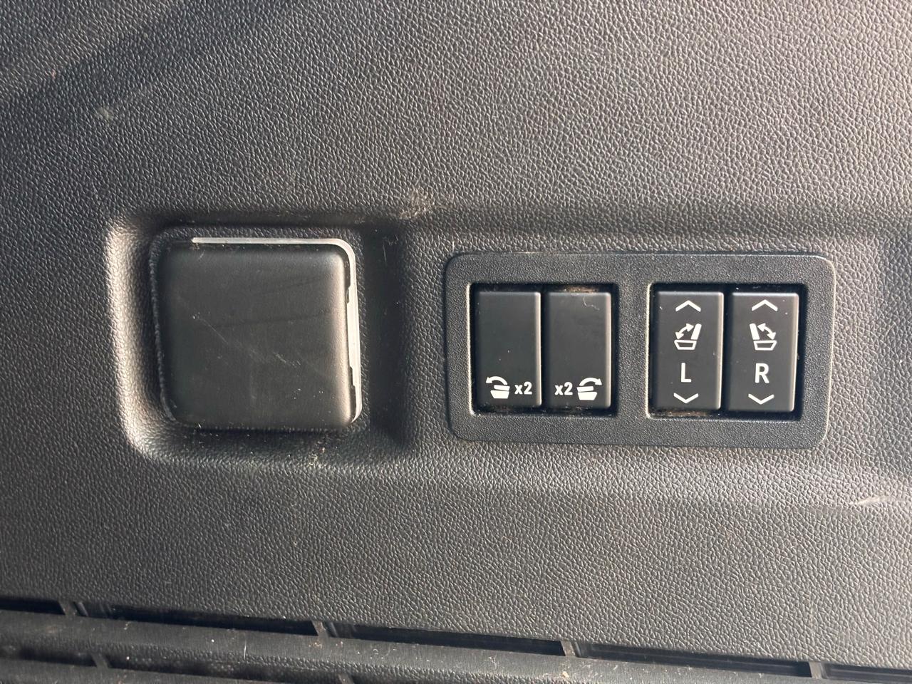 Chevrolet Tahoe 2WD 4dr Premier 2021
